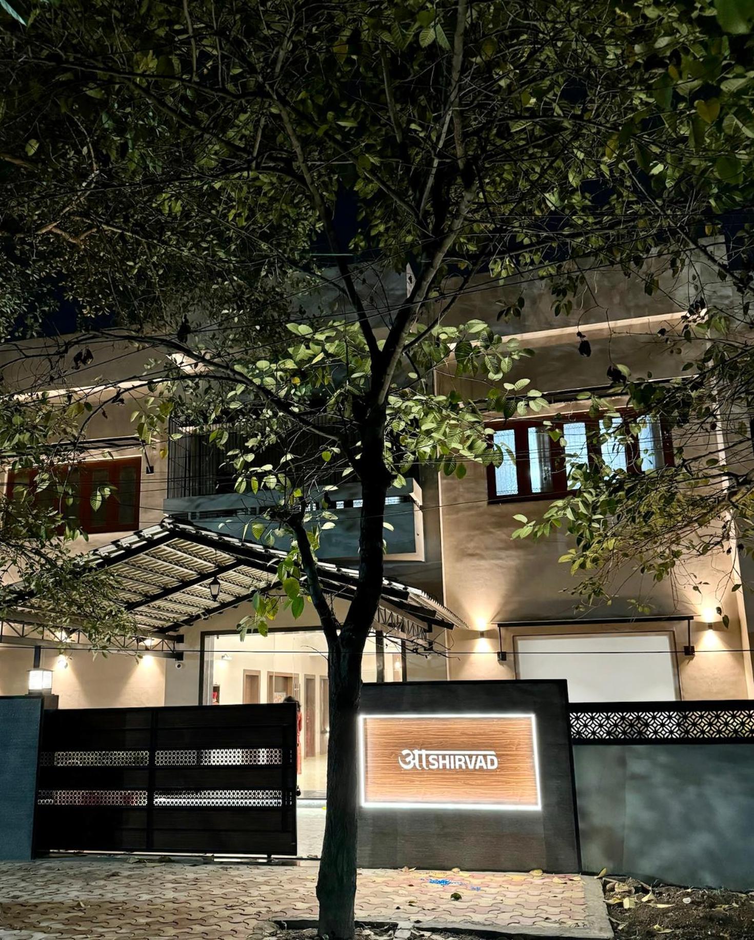Ashirvad Homestay Varanasi Ngoại thất bức ảnh